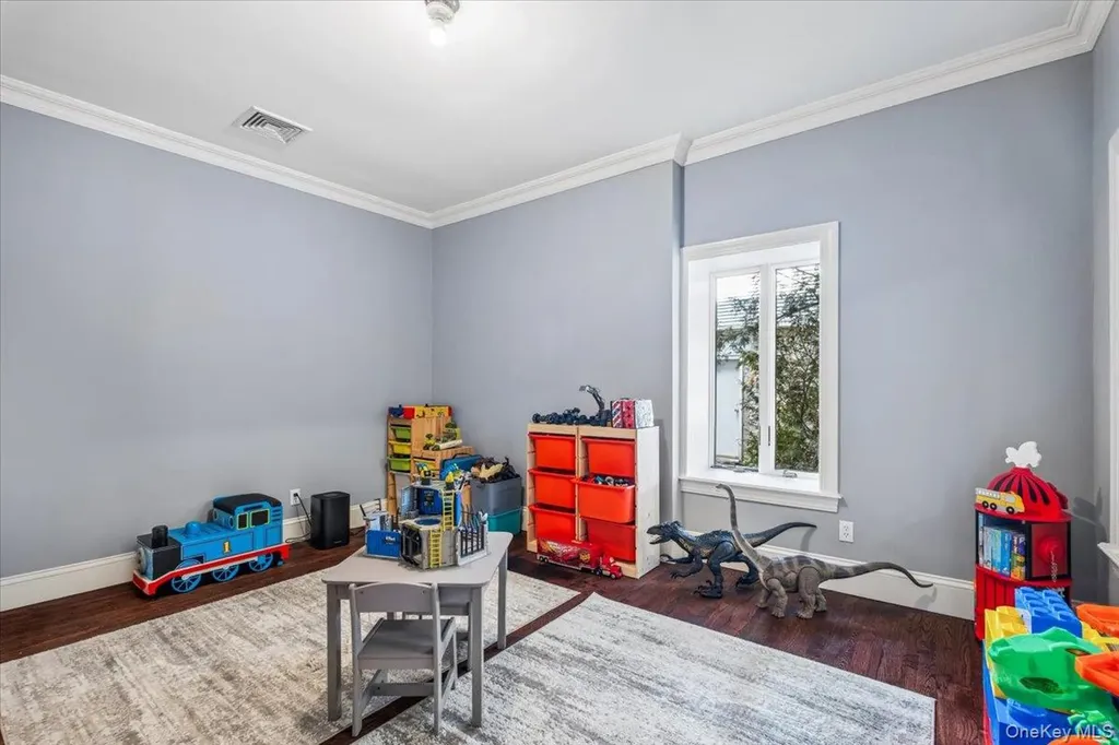 155 W Lakeshore Drive Carmel NY 10512