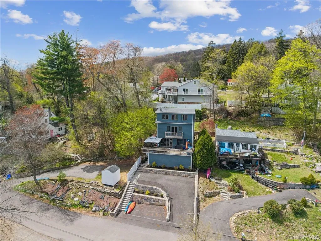 155 W Lakeshore Drive Carmel NY 10512