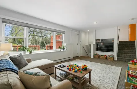 143 Darling Avenue New Rochelle NY 10804