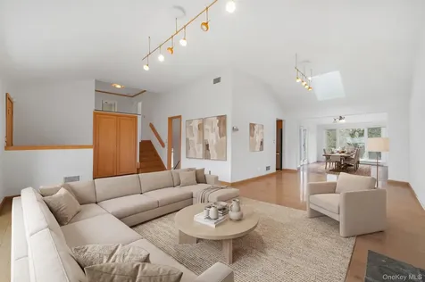 143 Darling Avenue New Rochelle NY 10804
