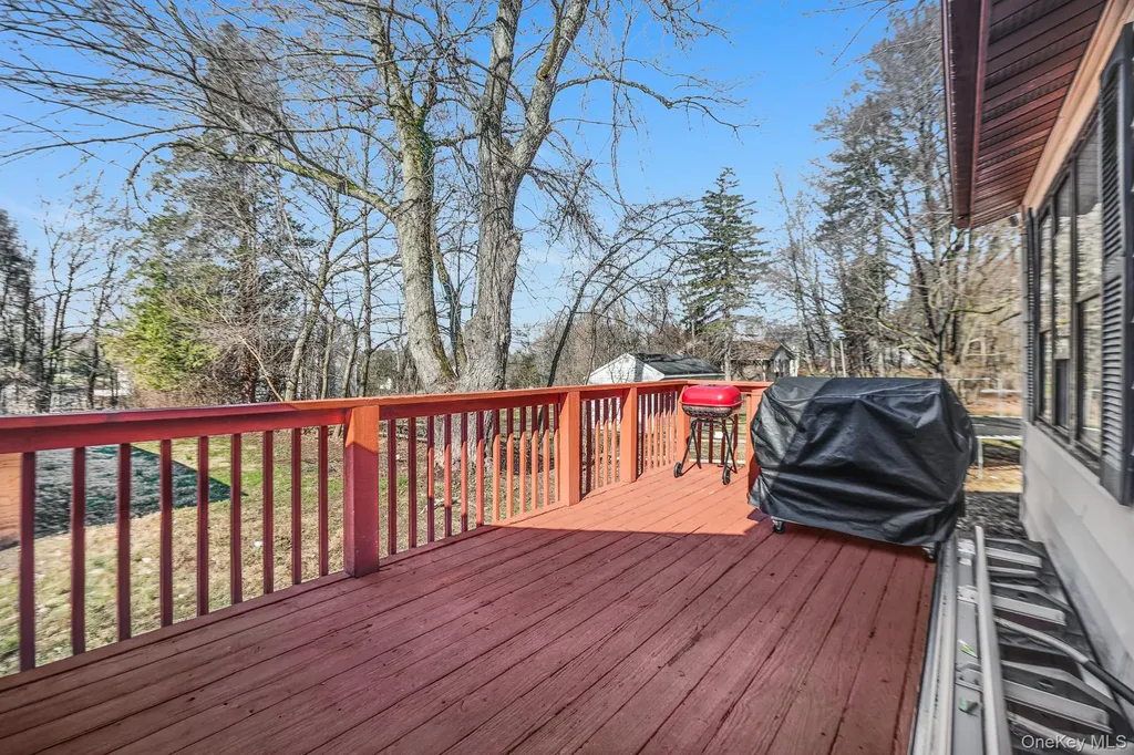 596-598 Freedom Plains Road Poughkeepsie NY 12603
