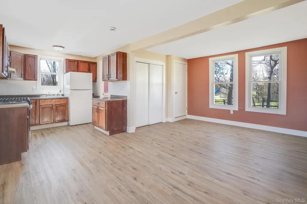 596-598 Freedom Plains Road Poughkeepsie NY 12603
