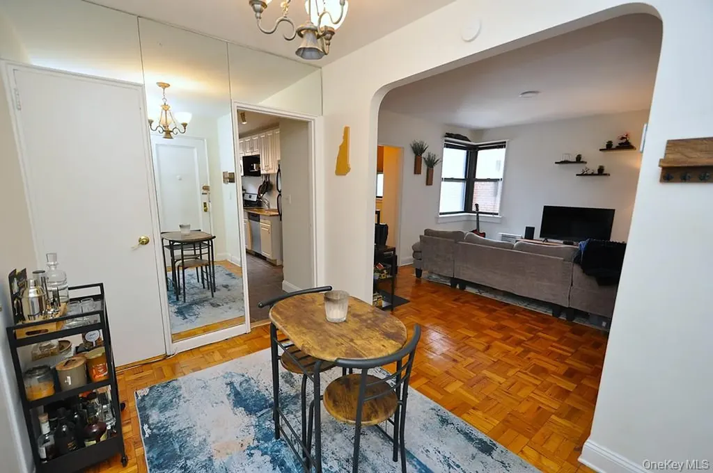 142 Garth Road Scarsdale NY 10583