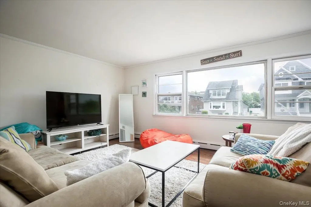 525 E Beech Street Long Beach NY 11561