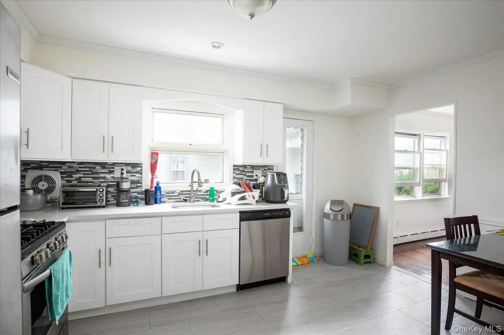 525 E Beech Street Long Beach NY 11561