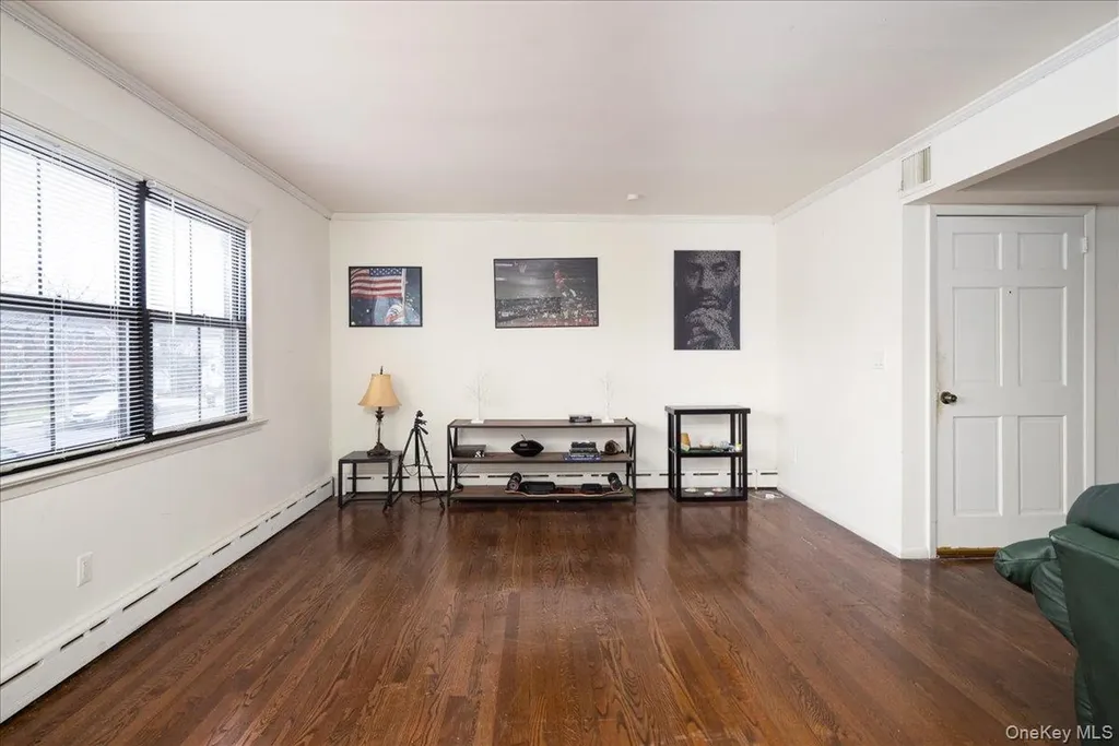 525 E Beech Street Long Beach NY 11561