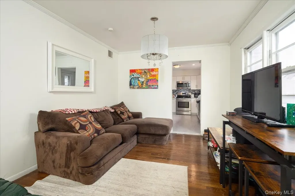 525 E Beech Street Long Beach NY 11561