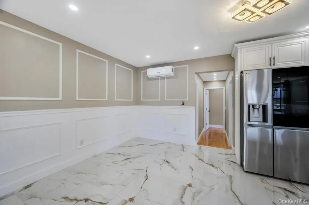 160 Fallon Avenue Elmont NY 11003