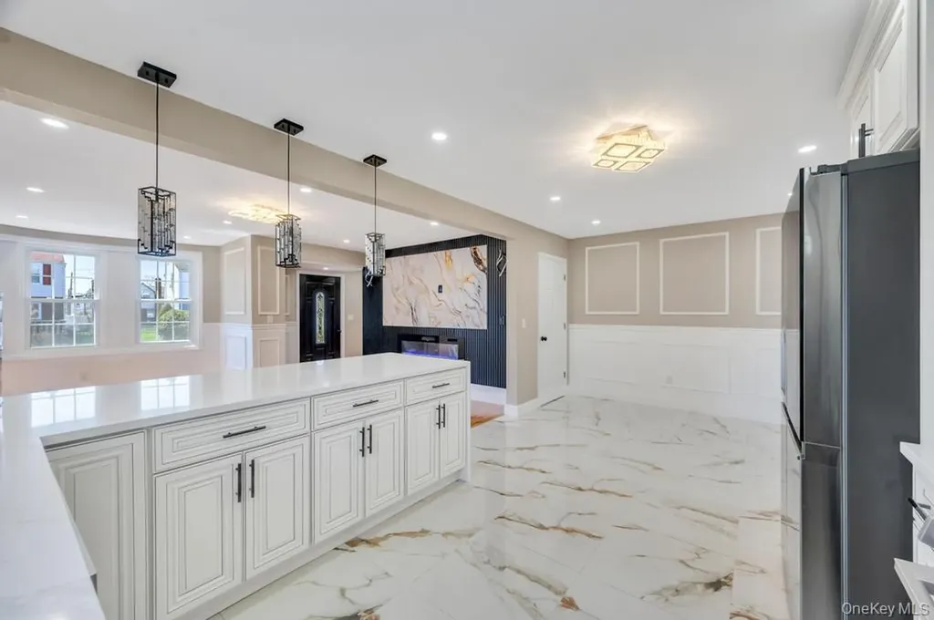 160 Fallon Avenue Elmont NY 11003