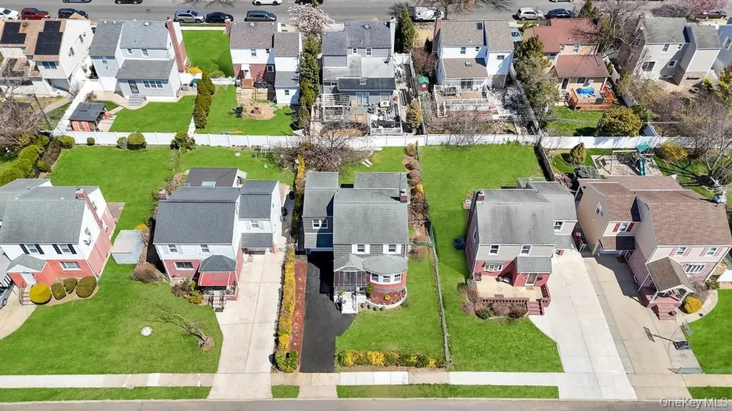160 Fallon Avenue Elmont NY 11003