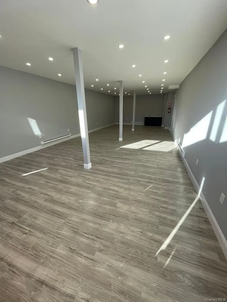 6041 56th Road Maspeth NY 11378