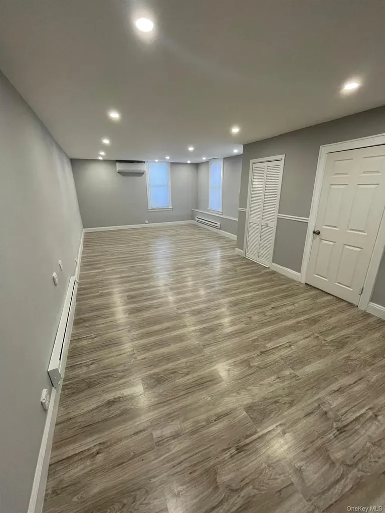 6041 56th Road Maspeth NY 11378