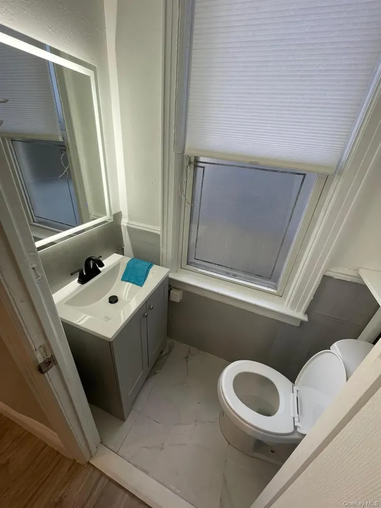6041 56th Road Maspeth NY 11378