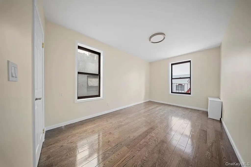 1372 Shakespeare Avenue Bronx NY 10452
