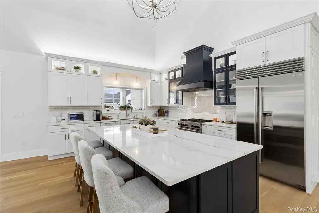 47 Old Riverhead Road Hampton Bays NY 11946