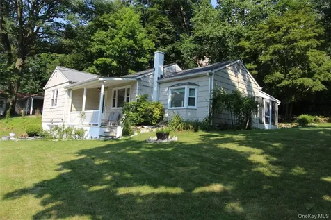 650 Warren Avenue Thornwood NY 10594