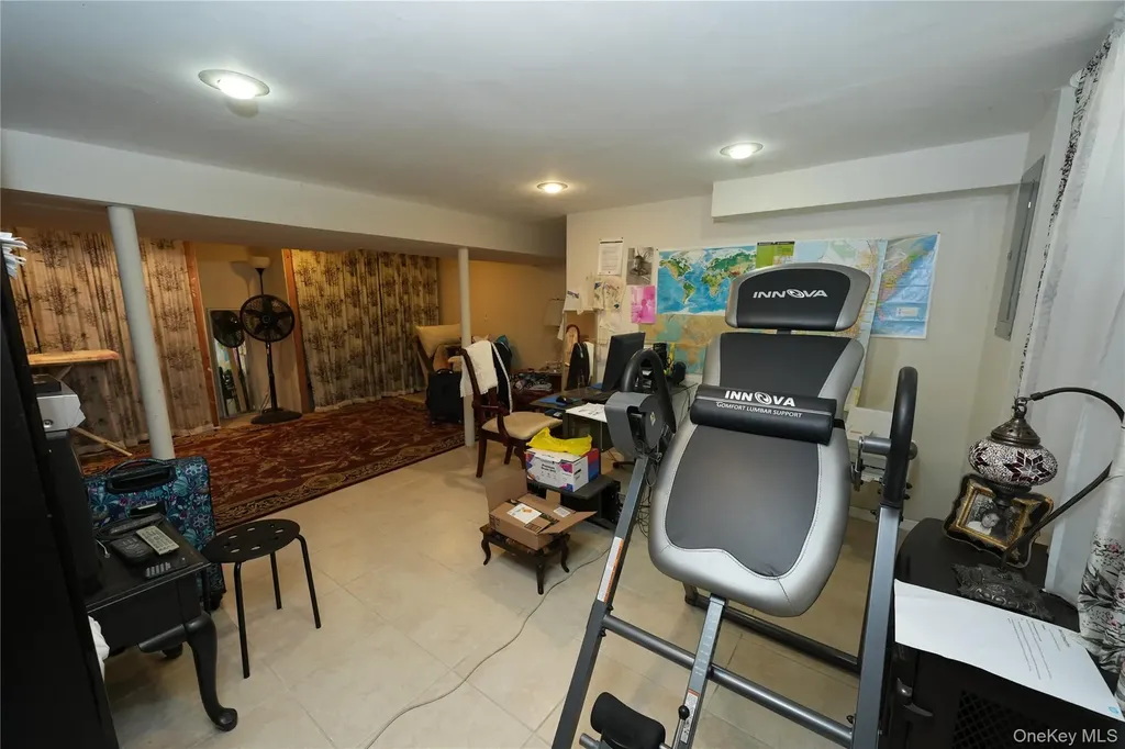 368 Merrifield Avenue Oceanside NY 11572