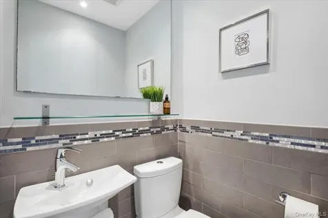 337 Heathcote Road Scarsdale NY 10583