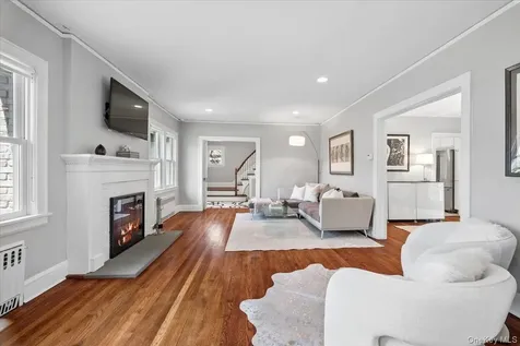 337 Heathcote Road Scarsdale NY 10583