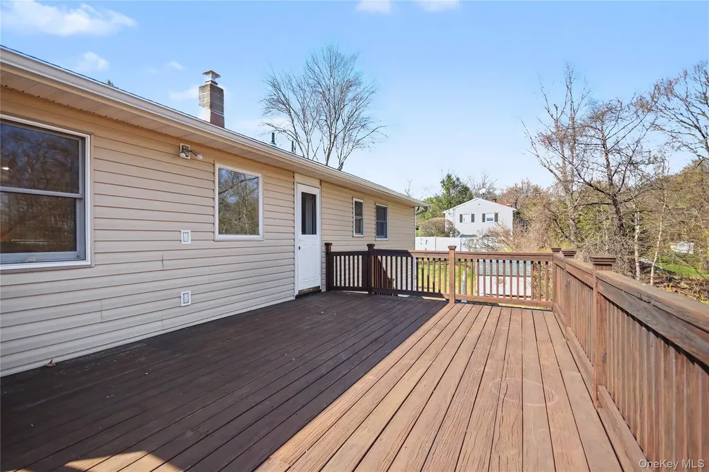 11 Richard Road Mahopac NY 10541