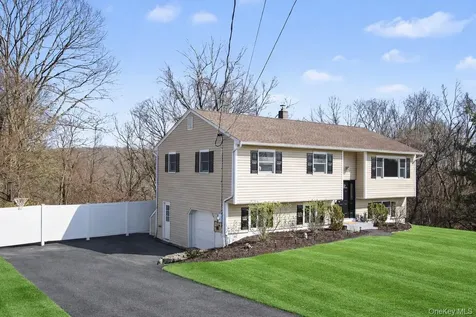 11 Richard Road Mahopac NY 10541
