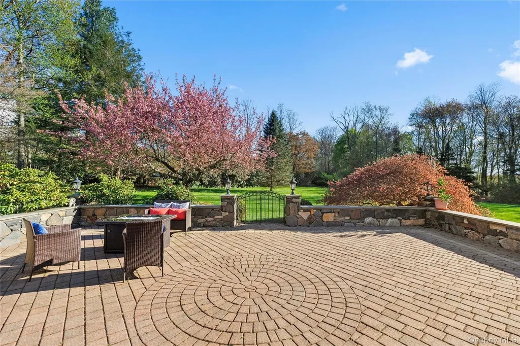 1 Redbrooke Place Armonk NY 10504