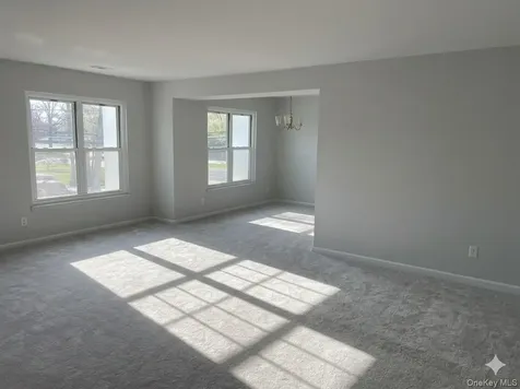 175 Main Avenue Wheatley Heights NY 11798