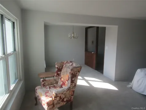 175 Main Avenue Wheatley Heights NY 11798