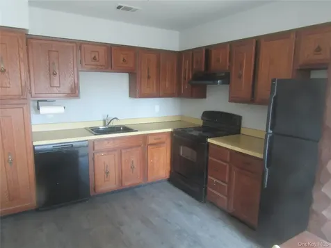 175 Main Avenue Wheatley Heights NY 11798