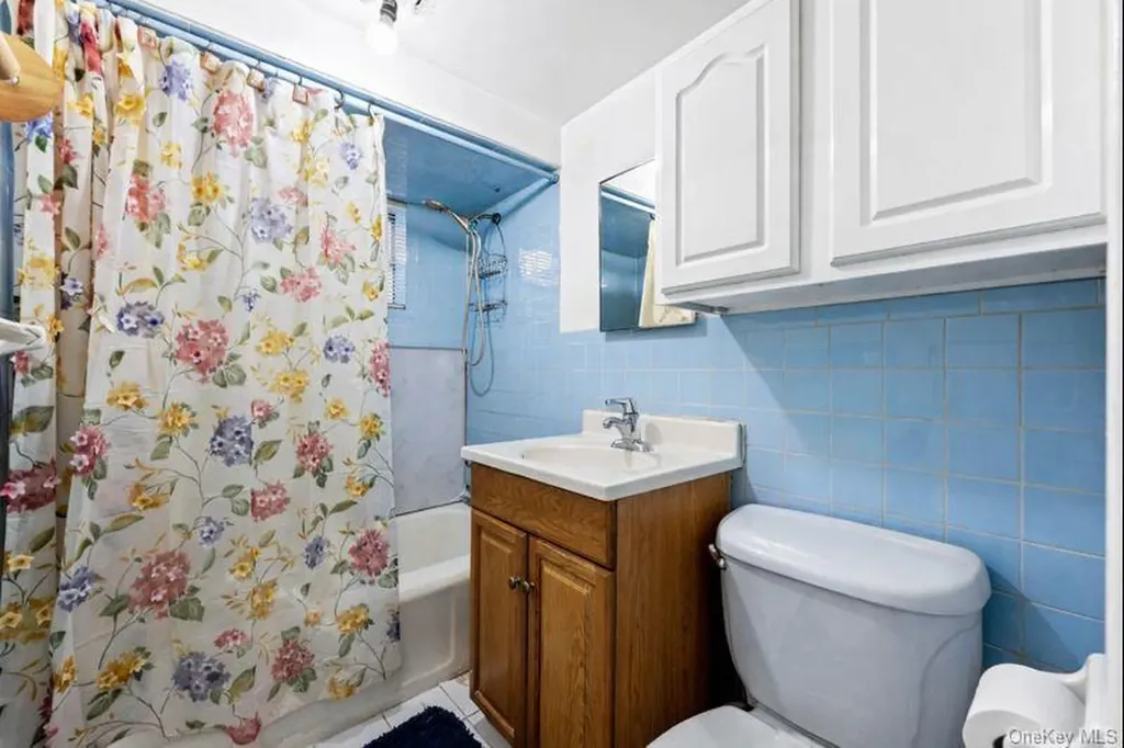 596 E 52nd Street Brooklyn NY 11203