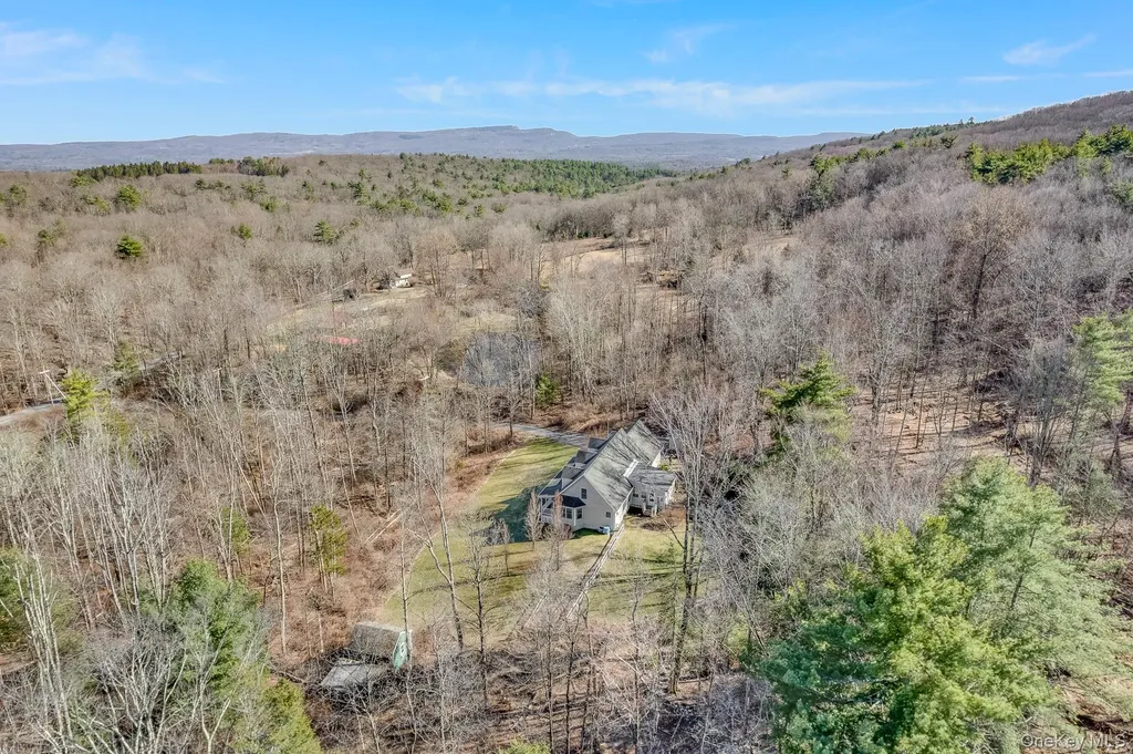 496 Whitfield Road Accord NY 12404