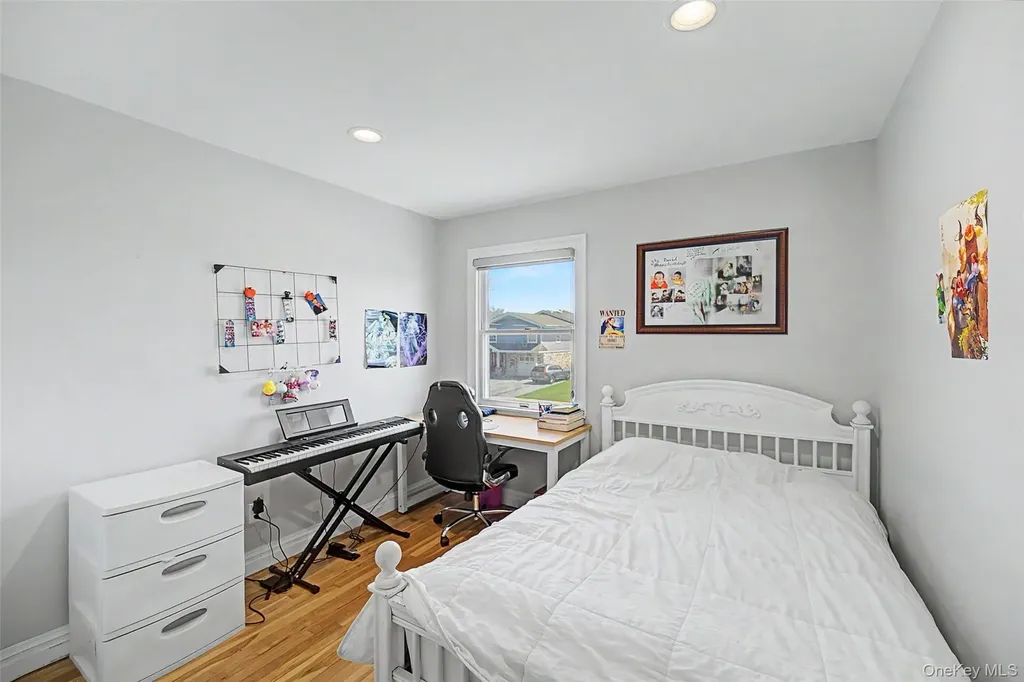 47 Favorite Lane Jericho NY 11753