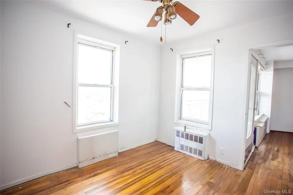 855 E Broadway Long Beach NY 11561