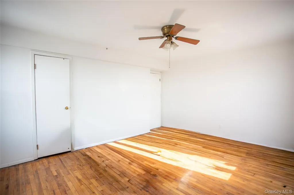 855 E Broadway Long Beach NY 11561