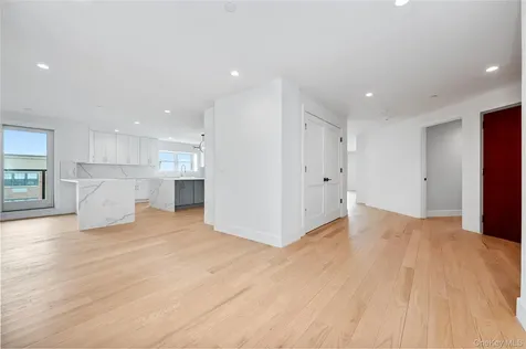 50 W Broadway Long Beach NY 11561