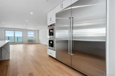 50 W Broadway Long Beach NY 11561