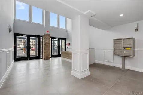 50 W Broadway Long Beach NY 11561