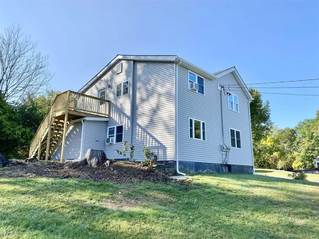 58 West Dorsey Hyde Park NY 12538