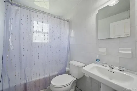930 Grant Avenue Pelham NY 10803