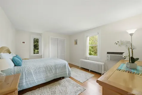 930 Grant Avenue Pelham NY 10803