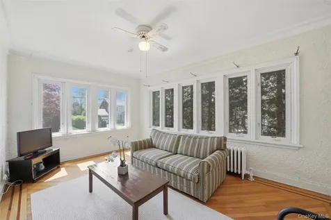 930 Grant Avenue Pelham NY 10803