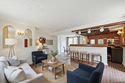 930 Grant Avenue Pelham NY 10803