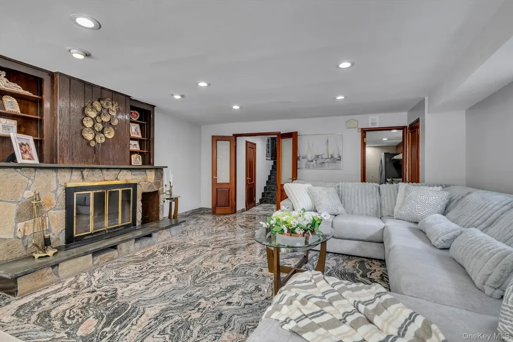 328 149th Place Whitestone NY 11357