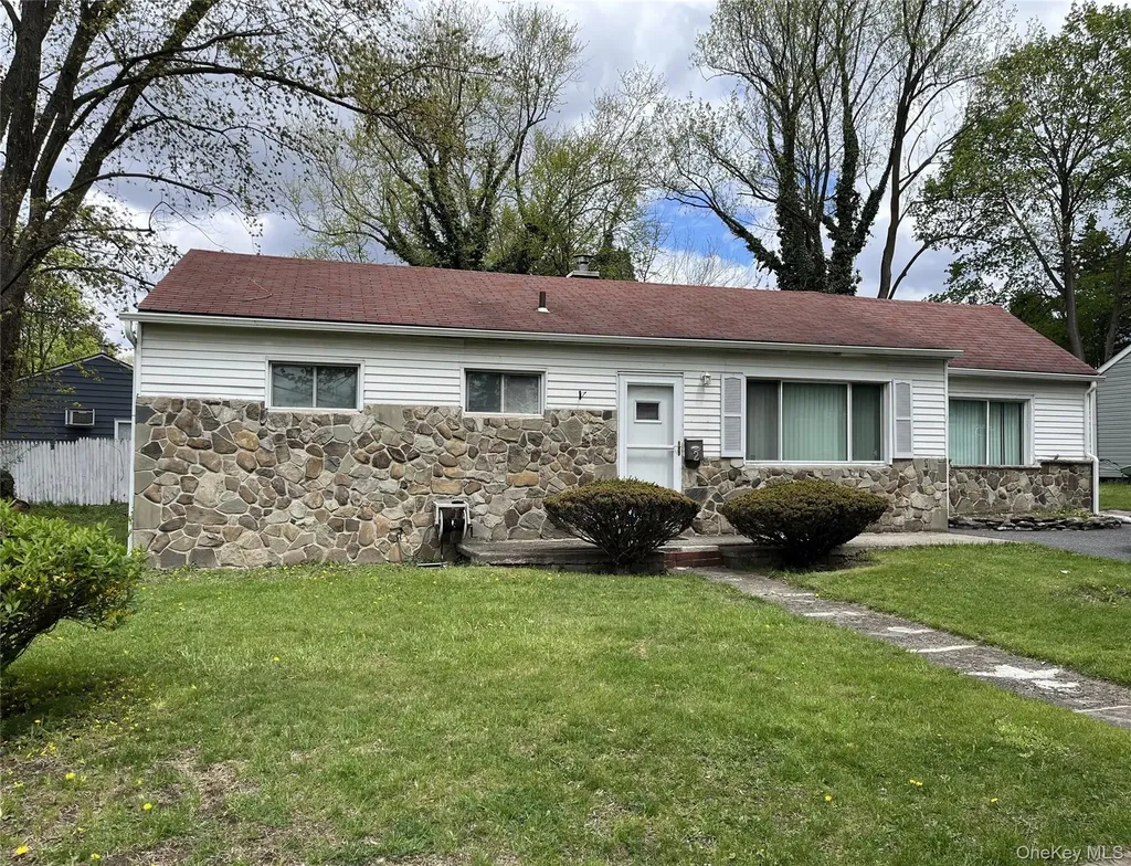 2 Gardner Street Newburgh NY 12550