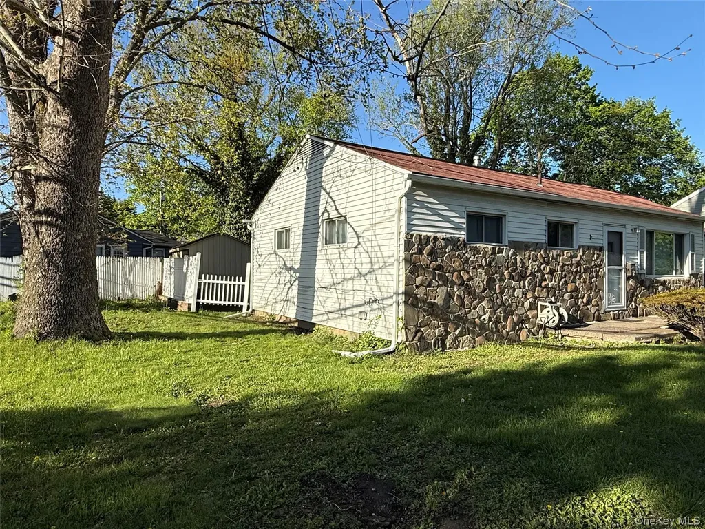 2 Gardner Street Newburgh NY 12550
