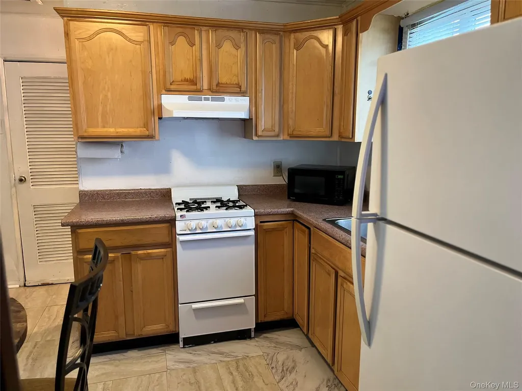 2 Gardner Street Newburgh NY 12550