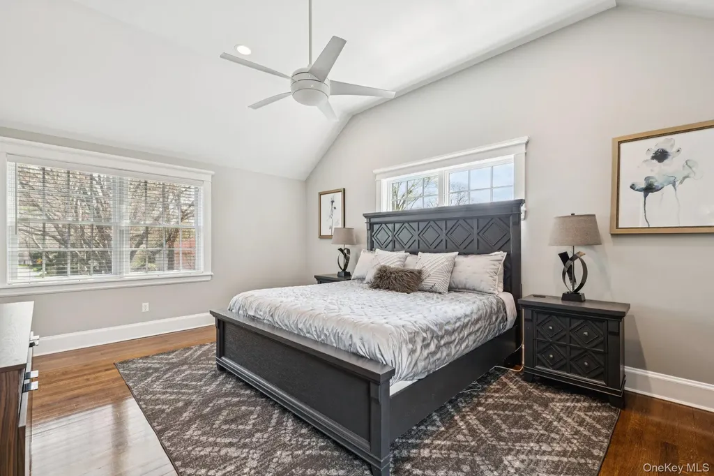 155 Bengeyfield Drive East Williston NY 11596