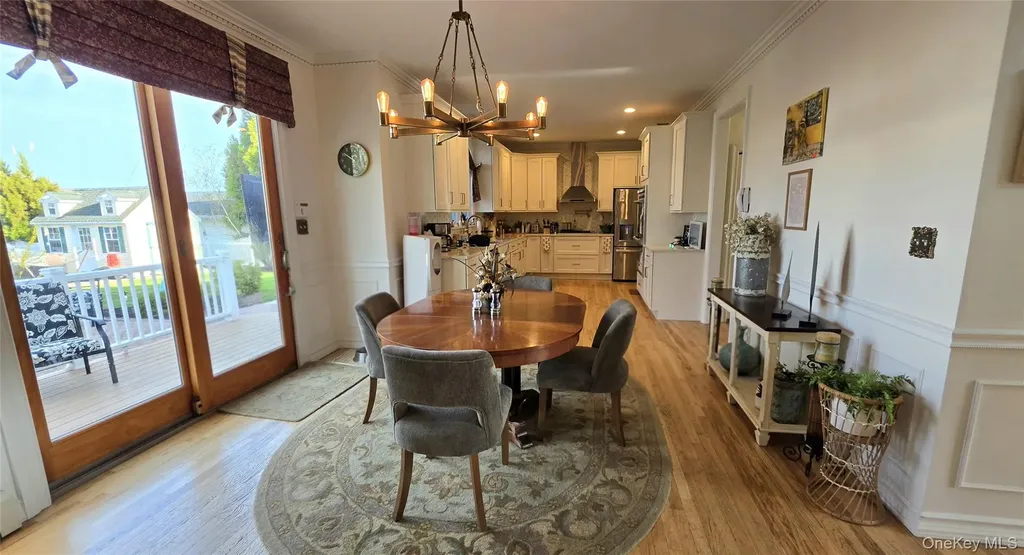 185 W Islip Road West Islip NY 11795