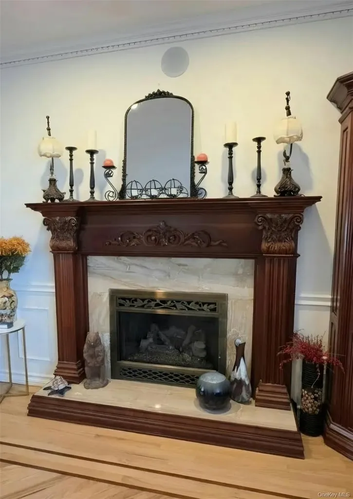 185 W Islip Road West Islip NY 11795