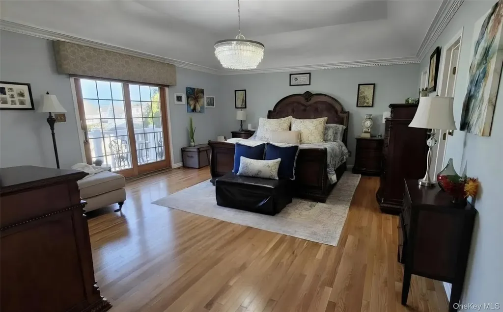 185 W Islip Road West Islip NY 11795